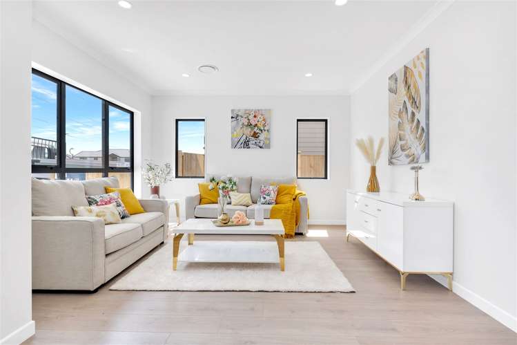 19 Dungloe Avenue Flat Bush_3