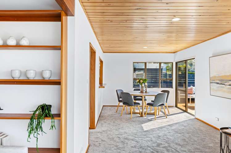 1/63 Churchill Road Murrays Bay_6