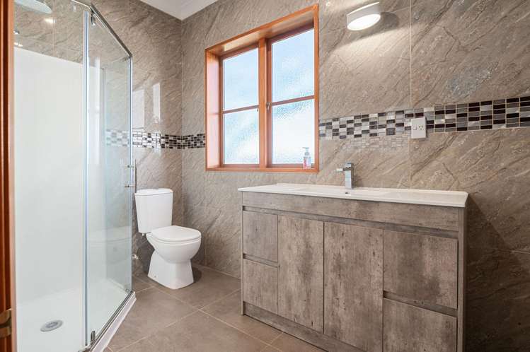 42 Benjamin Avenue Rototuna North_18