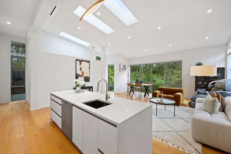 25c Marina Road Torbay_7