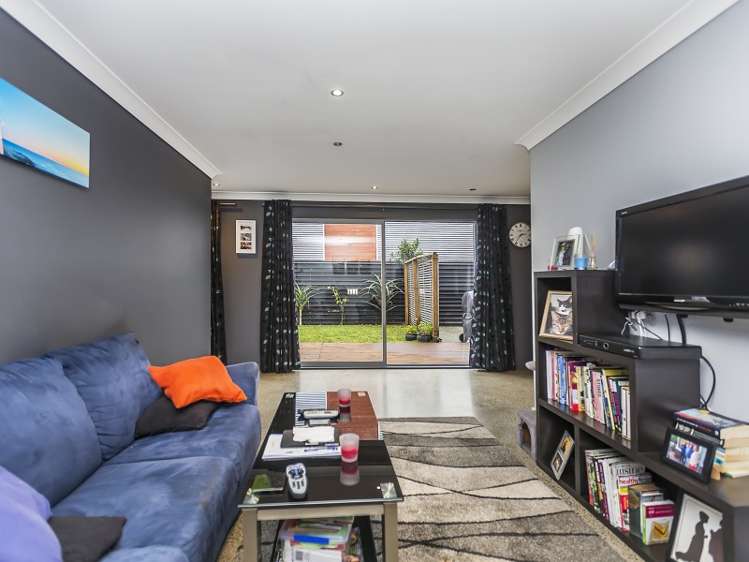 22b Drummond Crescent Kelson_7