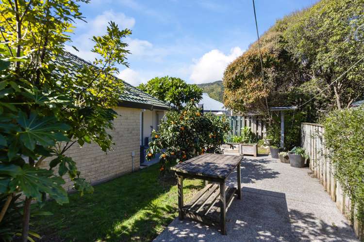 16 Cranbrook Grove Waikanae_22