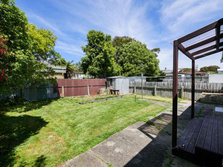 5 Crest Street Tainui_14