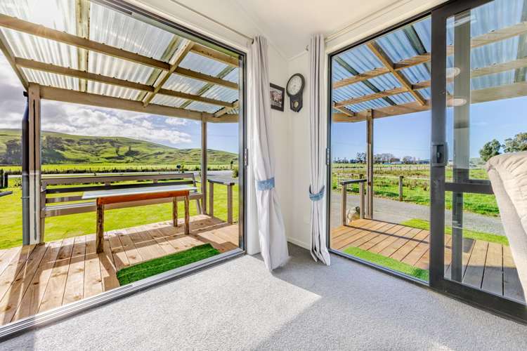 14 Beach Road Porangahau_9