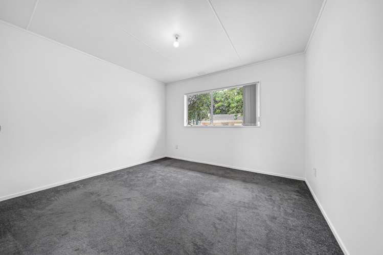 3/4 Thorn Place Papatoetoe_6