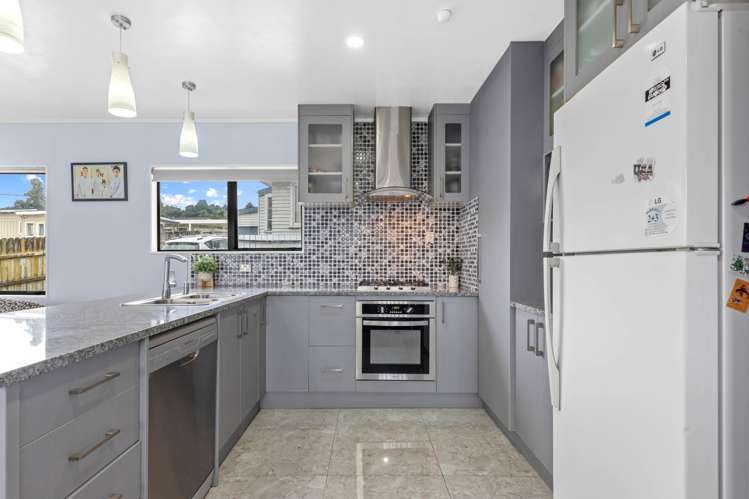 2/86 Alfriston Road Manurewa East_14