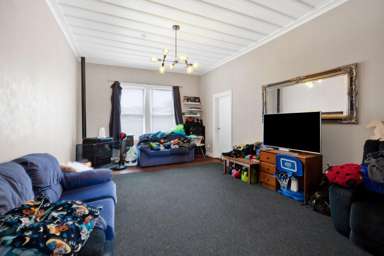 221A South Road_4