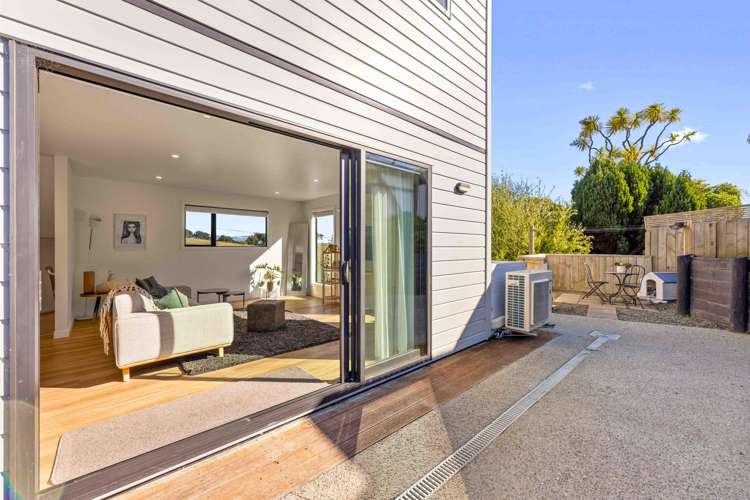 24 Norman Street Tainui_24