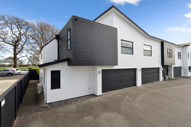 132d Firth Street Hamilton East_2