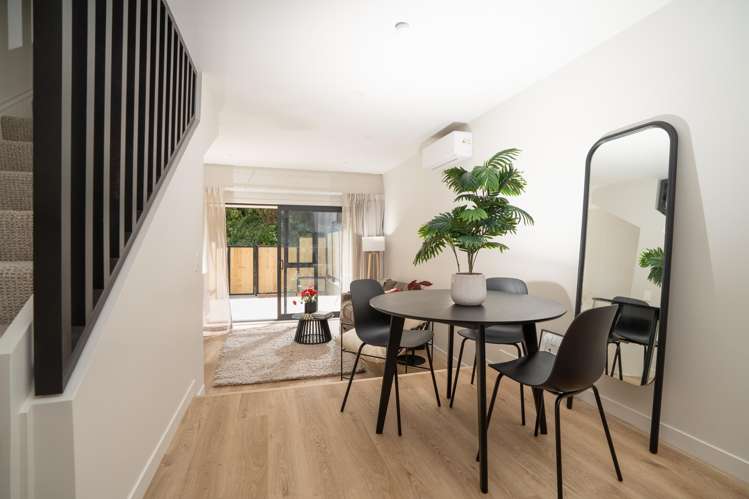 2/61 Madras Street_3