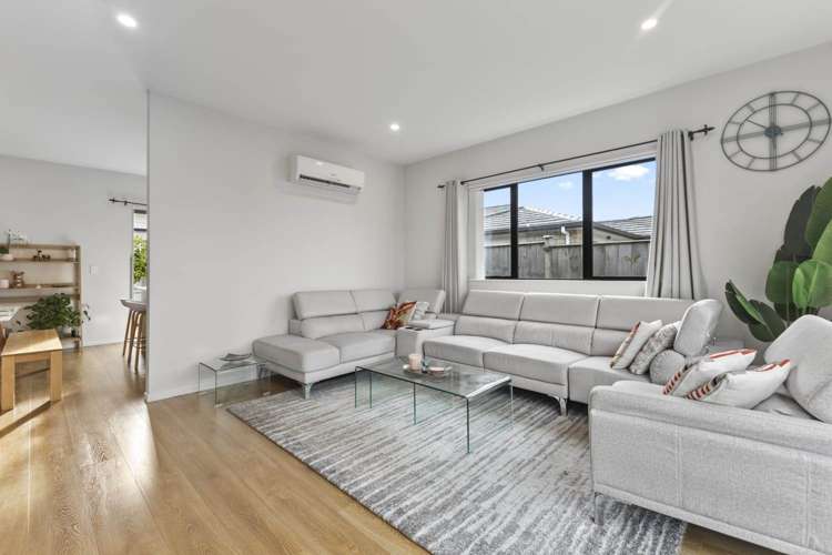 8 Koroheke Road Takanini_15