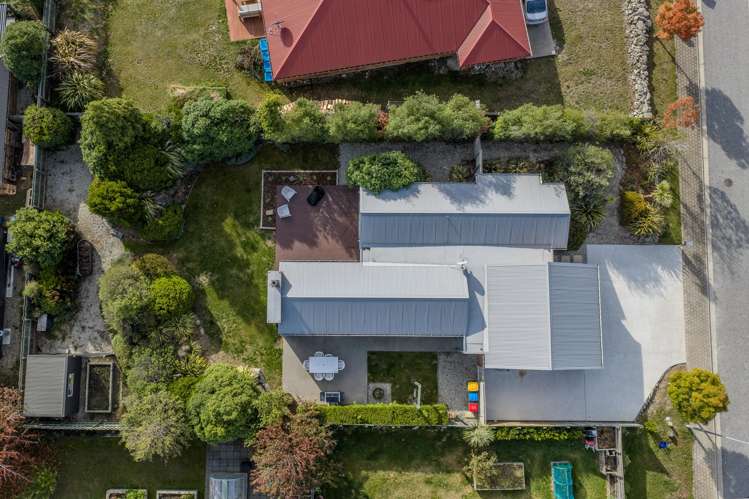 20 Bell Street Lake Hawea_22