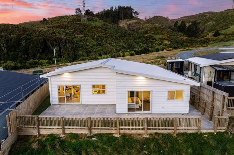 69 Crompton Avenue Churton Park_0