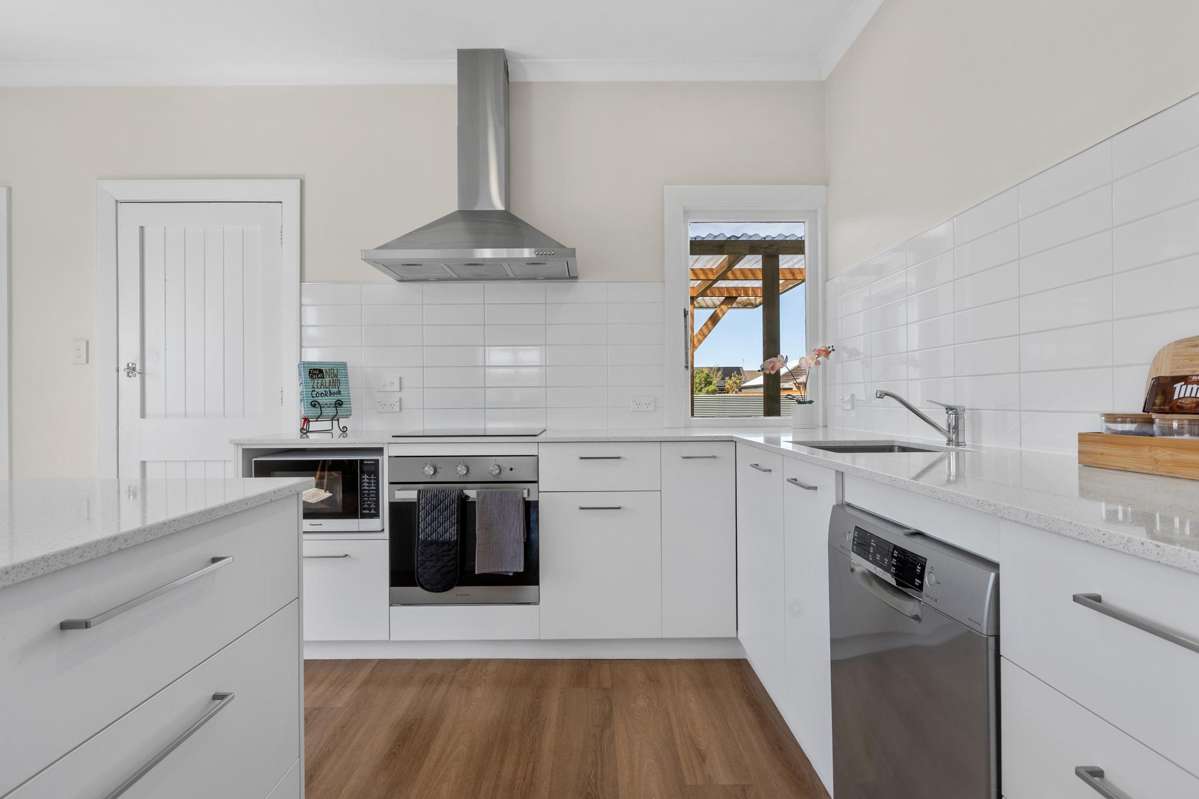 121 Kippenberger Avenue_1