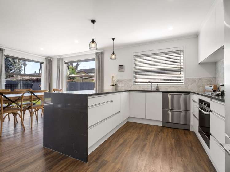 60a Walton Street Red Beach_12