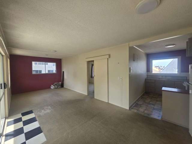 6B/6 The Mall 11229_3