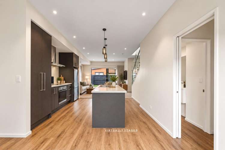 12 Packard Crescent_2