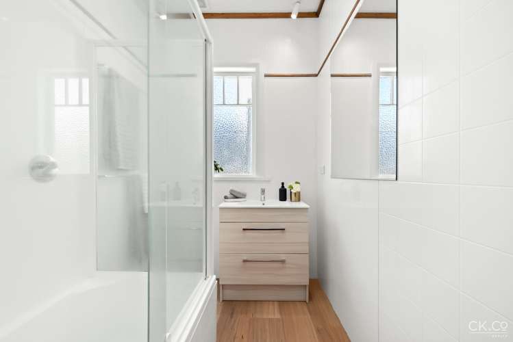 62 Bell Road Waiwhetu_17