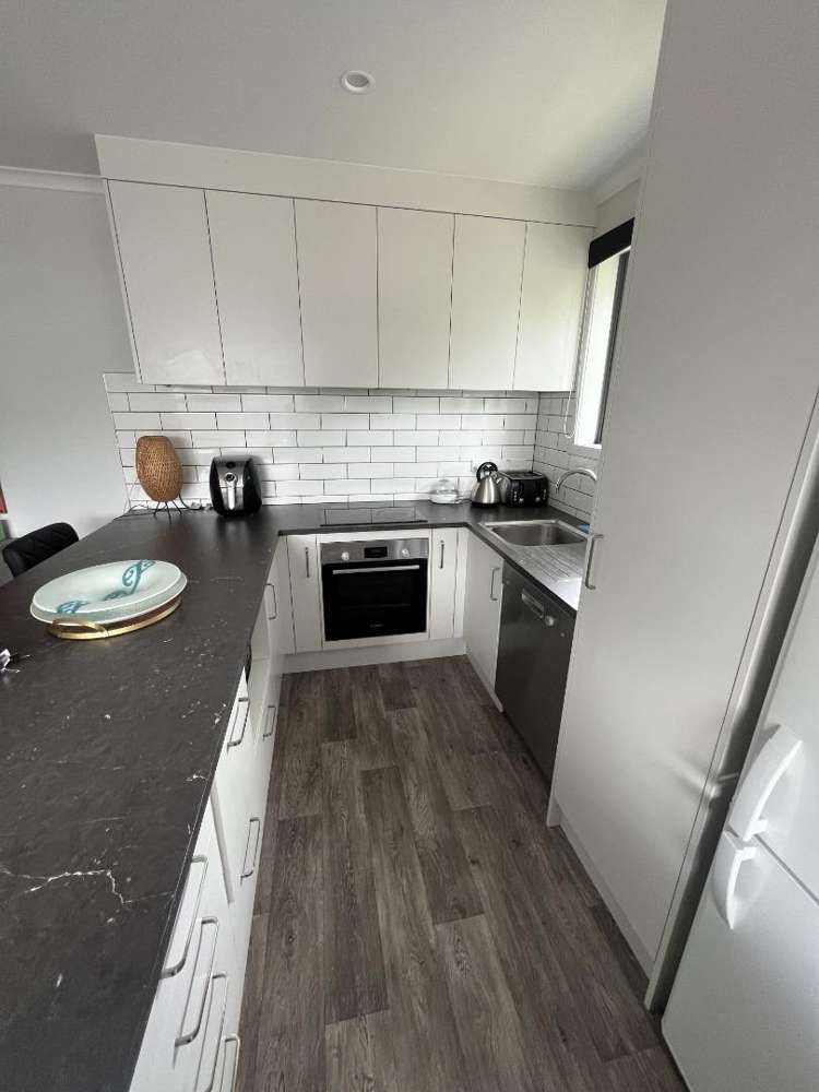 2/3 Daisy Street 1055_4