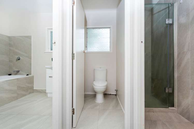 1 Phillipa Place Browns Bay_13