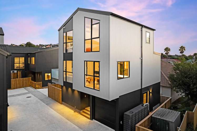 30C Tomintoul Place Highland Park_37