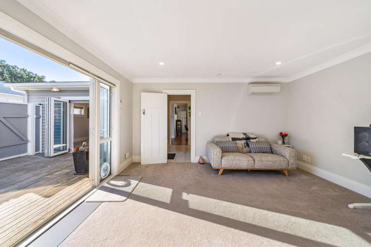 18 Bracken Street Petone_23