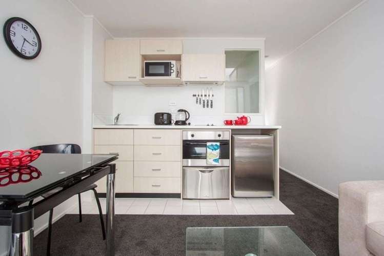 1427/72 Nelson Street_0