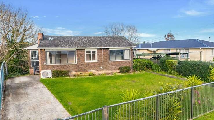 First-home buyers snapped up an ex-state home on Angus Street, in Auckland's Ōtara, for $675,000. Photo / Supplied