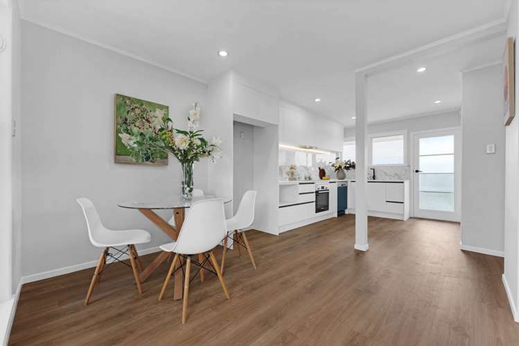 2/189 Whitney Street Blockhouse Bay_6