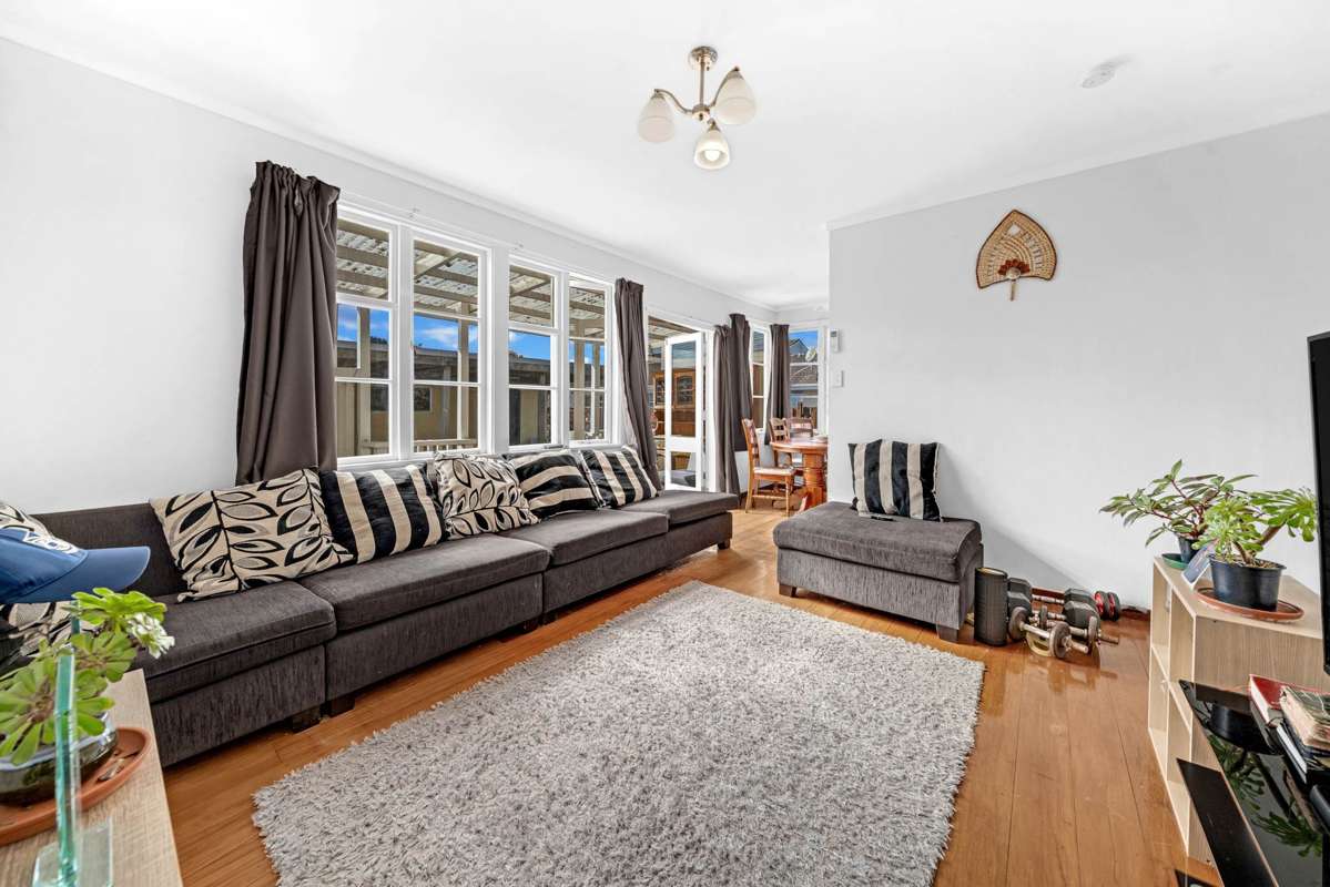 96 & 96B Carruth Road_4