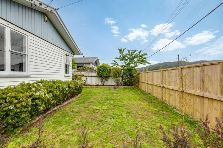 3 Konini Street Wainuiomata_17