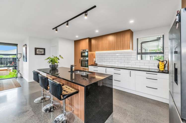 10 Verdeco Boulevard Lincoln_5
