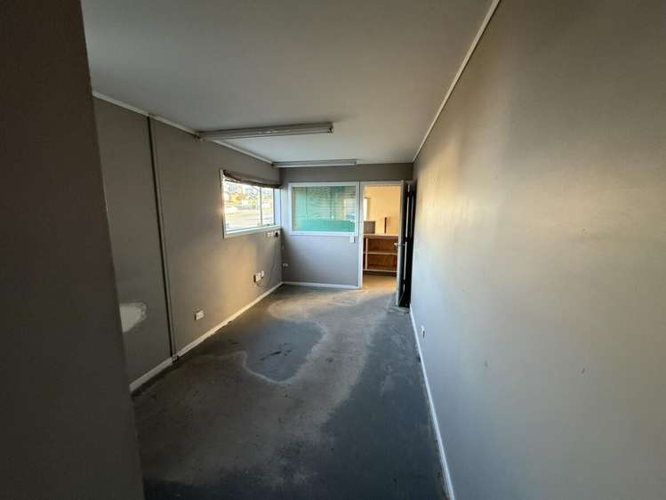 85 Hurlstone Drive Waiwhakaiho_4