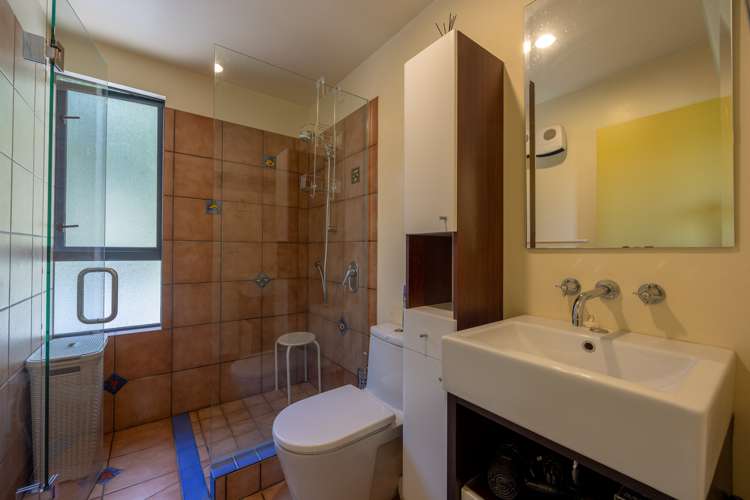 691 Aubrey Road Albert Town_23