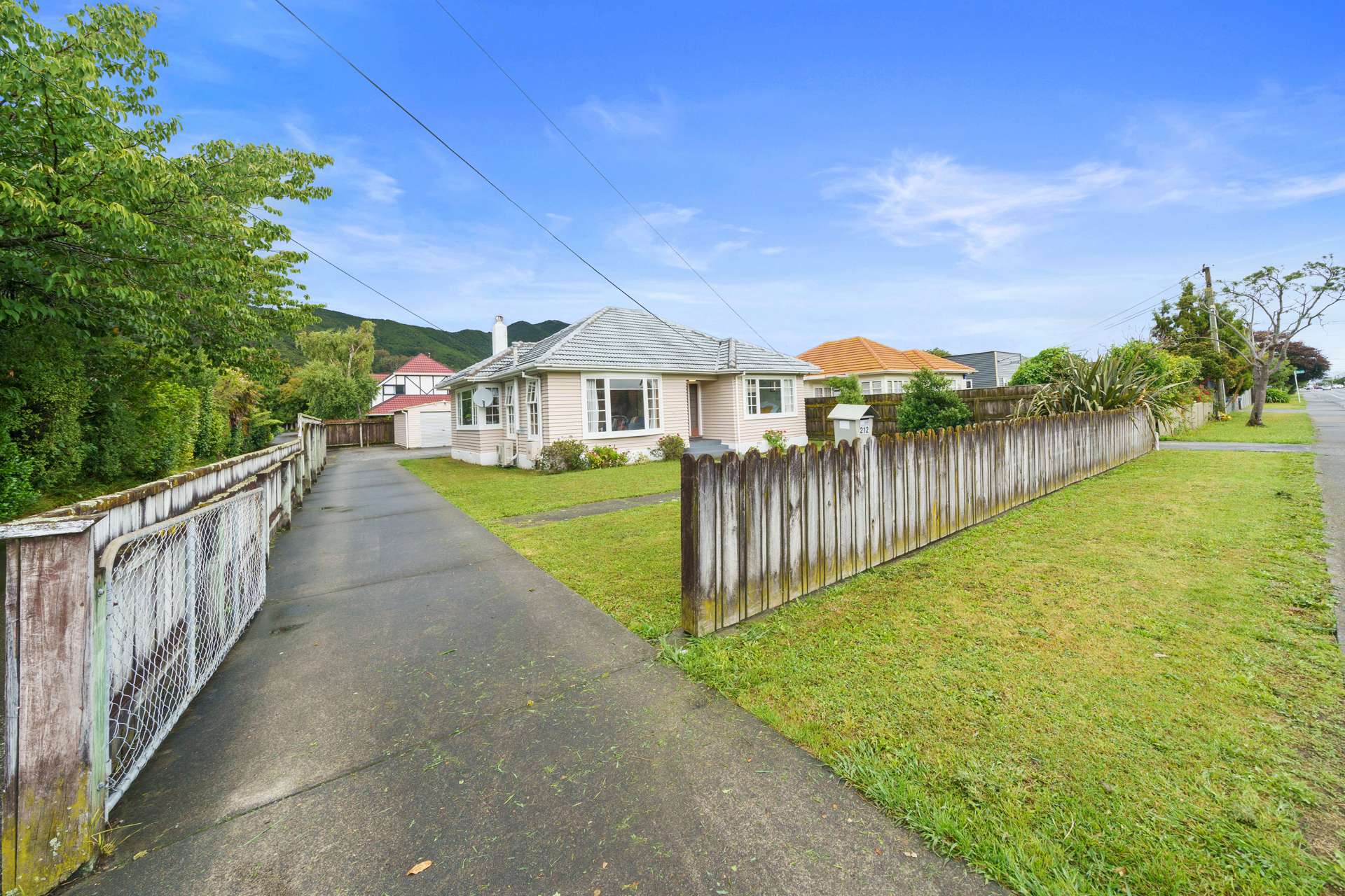 212 Waiwhetu Road Waterloo_0