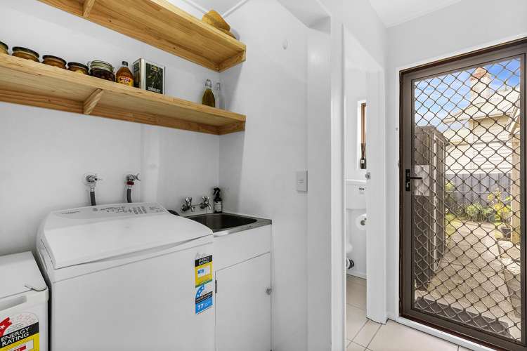 2/4 Ellesmere Avenue Miramar_16