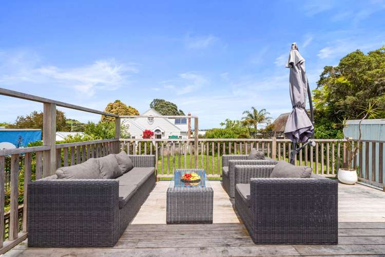 141 Vauxhall Road Narrow Neck_9