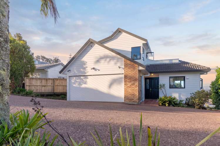 2/353 Glenfield Road Glenfield_1