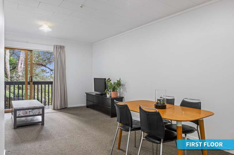 2/12 Surville Place Mairangi Bay_20