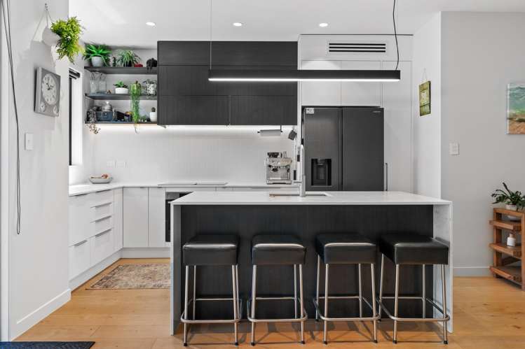 3 Sierra Pine Road Hobsonville_10