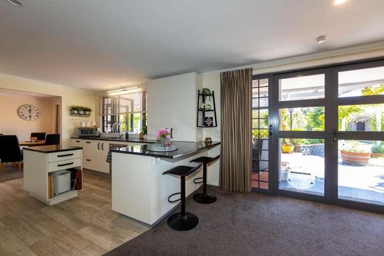 38 Kensington Drive Taradale_25