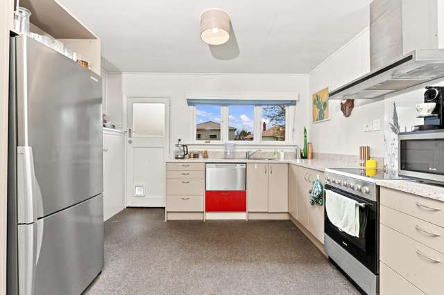 4 Eastbourne Street Caversham_4