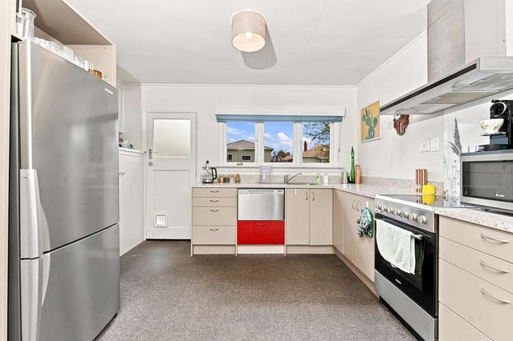 4 Eastbourne Street Caversham_4