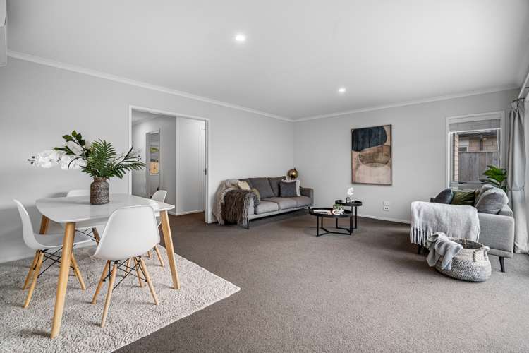 54 Awataha Crescent Pyes Pa_5