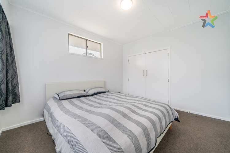 11a Foster Street Taita_17