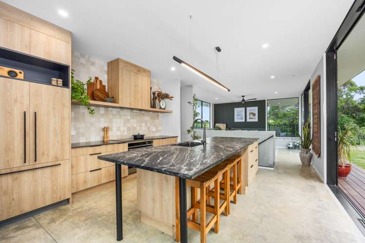 181 Point View Drive East Tamaki Heights_4