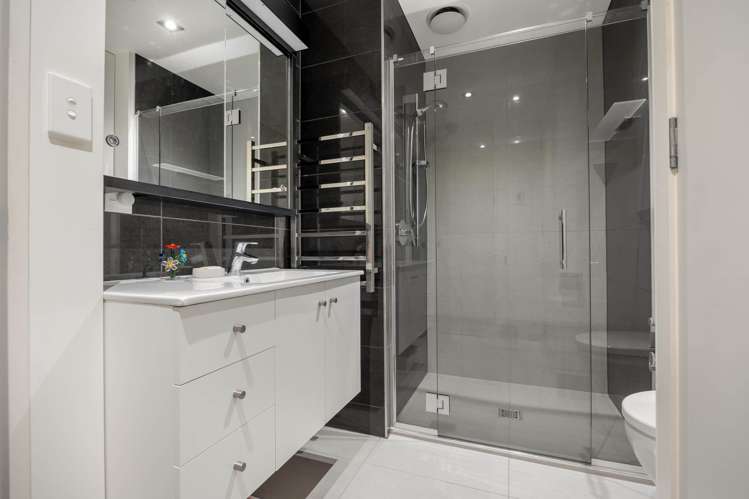 303/2 Bluegrey Avenue Stonefields_17