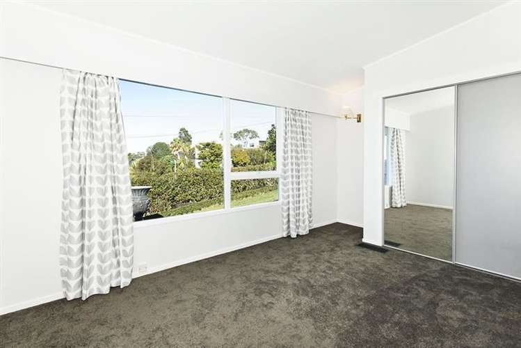 63 Seaview Road Castor Bay_15