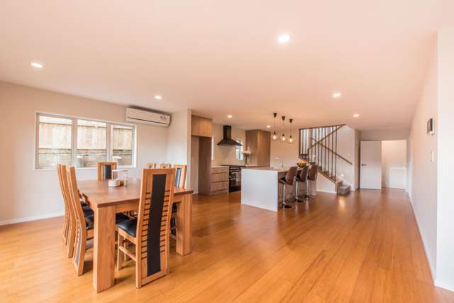 76 White Swan Road Mount Roskill_2