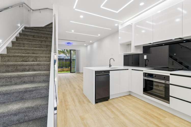 Lot 1&2/84 Kirkbride Road Mangere_11